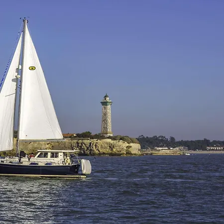 Lumineux Avec Balcon, Proche Plages Et Commerces, Parking Privatif, Pour 6 Personnes - Fr-1-494-193 Apartment *