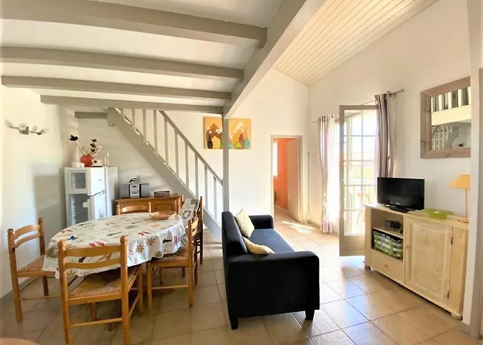 Lumineux Avec Balcon, Proche Plages Et Commerces, Parking Privatif, Pour 6 Personnes - Fr-1-494-193 *